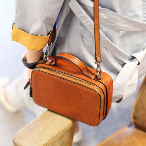 Vintage WOmens Brown Leather Box Handbag Shoulder Bag Small Brown Square Cube Crossbody Bag for Ladies