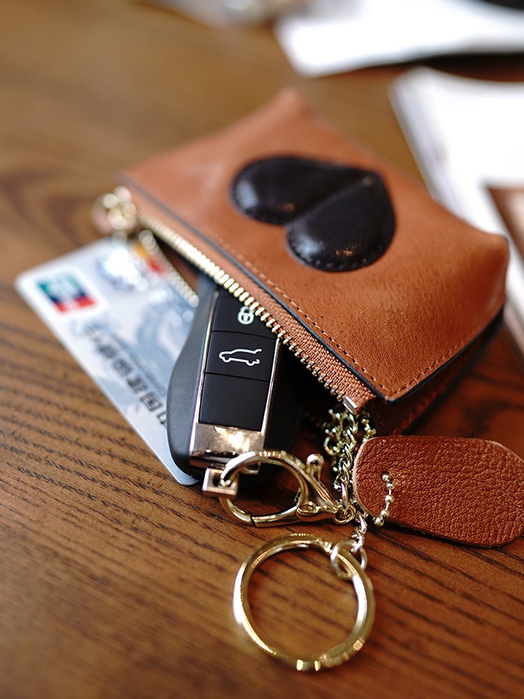 Cute Women Tan Leather Zip Coin Wallet with Keychains Heart Keys Wallet Small Zip Change Wallet For Women