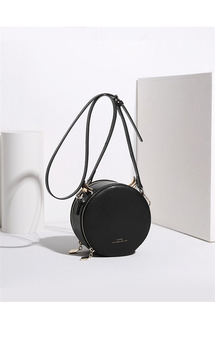 White Small Round Shoulder Bags
