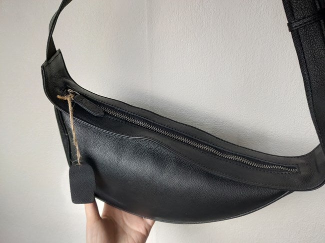 Fashion Women Black Leather Saddle Shoulder Bag Sling Bag Black Sling Pack Purse For Women