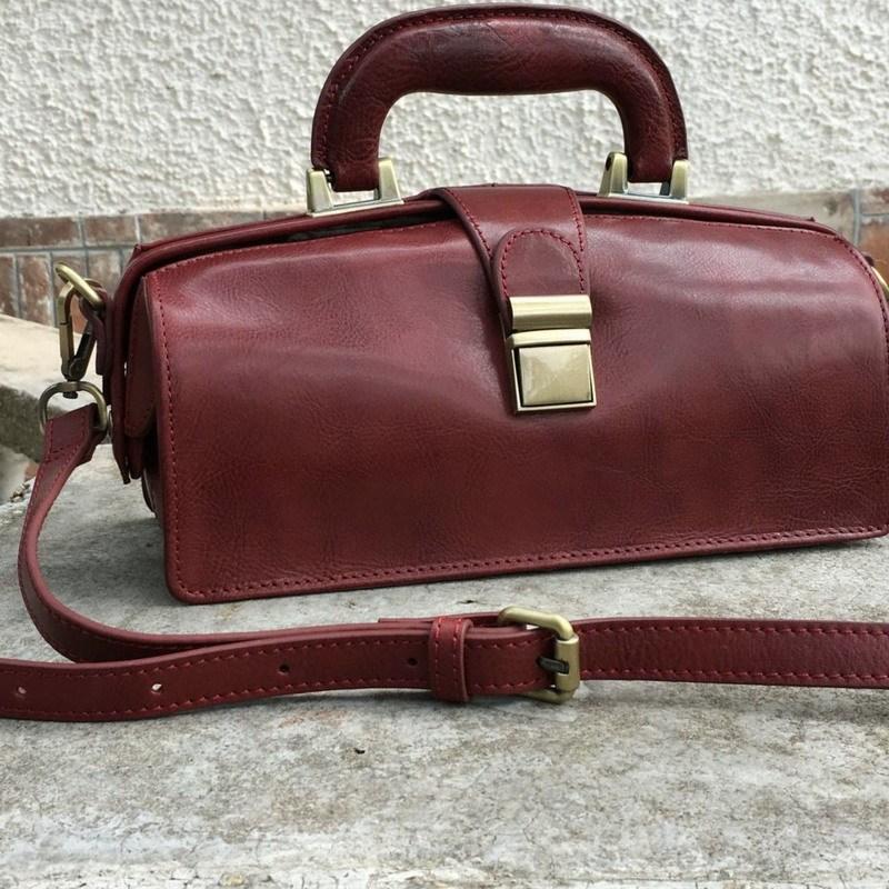 Vintage Leather Small Doctor Style Handbags Female