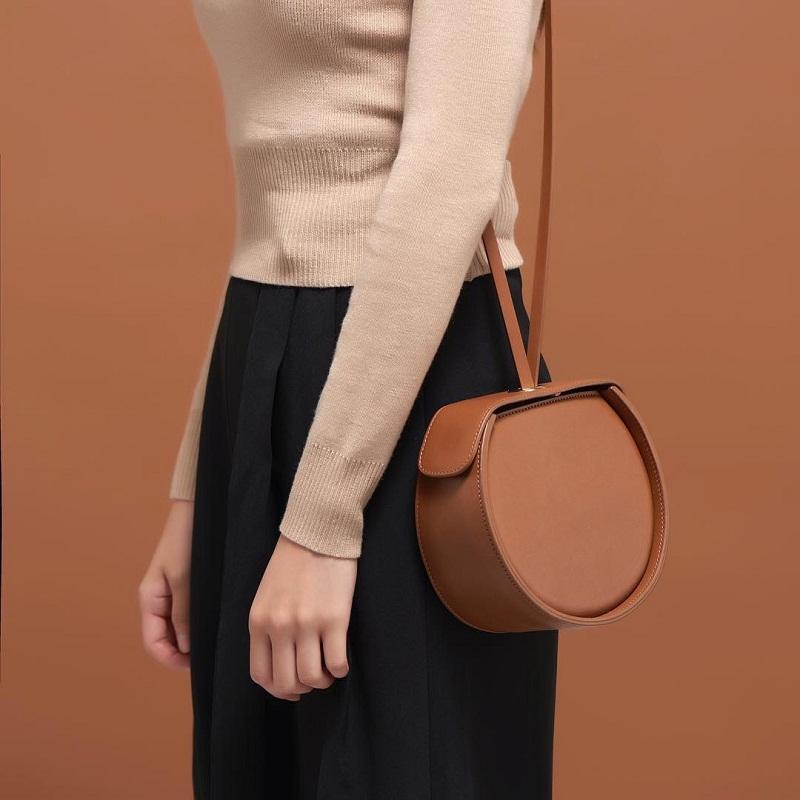 Elegant Small Round Leather Shoulder Bag