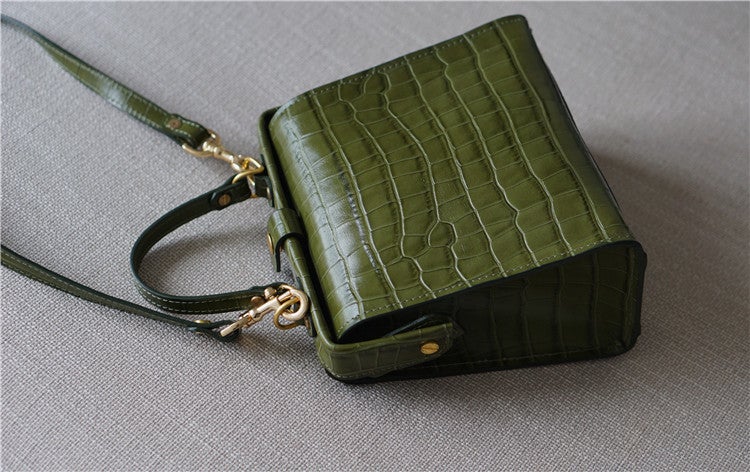 Handmade Womens Stylish Square Dark Green Leather Doctor Handbag Side Purse Doctor Purse for Women
