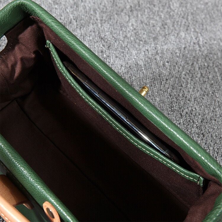 Womens Green Leather Mini Doctor Handbag Purses Classic Green Doctor Crossbody Purses for Women