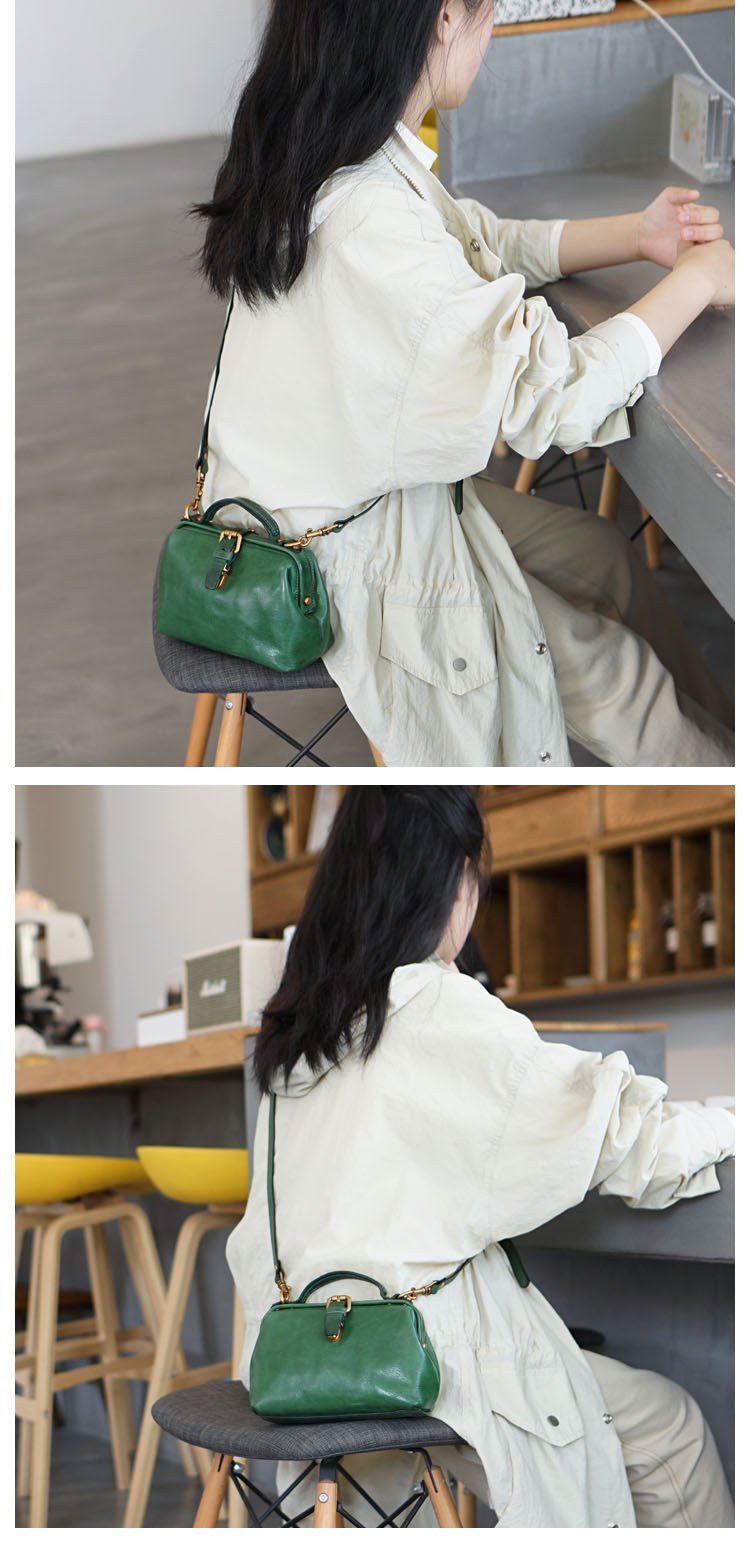 Vintage Womens Green Leather Doctor Handbag Side Purses Doctor Purses for Women