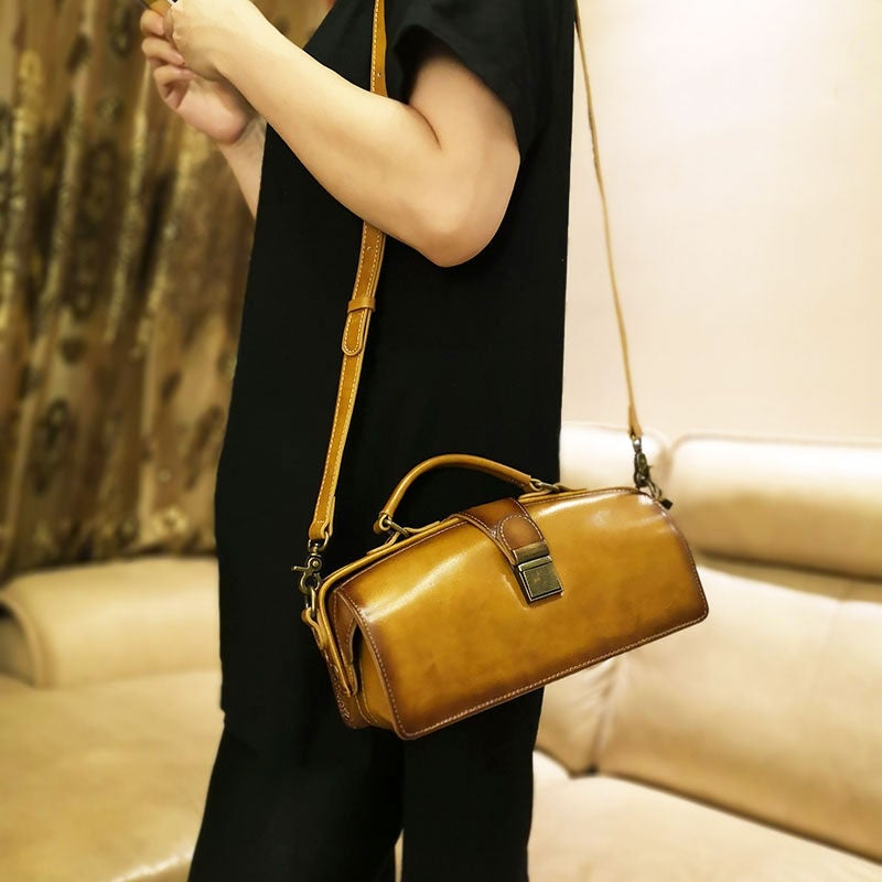 Vintage Womens Brown Leather Doctor Handbag Purses Vintage Handmade Doctor Crossbody Purse for Women