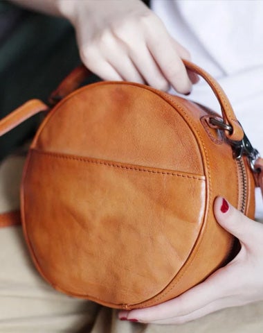 Vintage Brown leather Circle Crossbody Bag