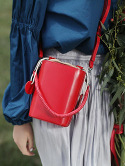 Fashion Womens Small Red Leather Bucket Shoulder Bag Black Barrel Handbag Crossbody Bag Purse for Ladies