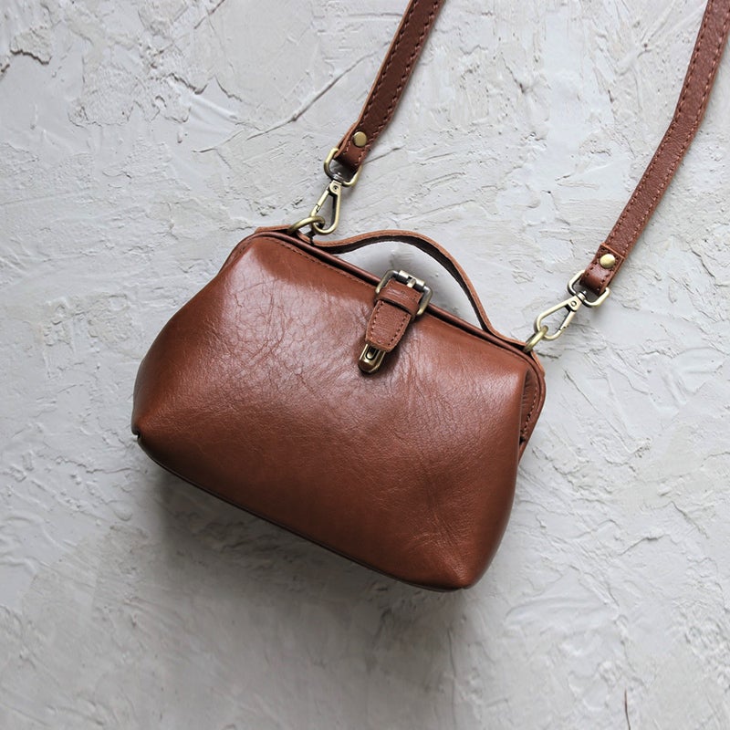 Vintage Womens Brown Leather Small doctor Handbag shoulder doctor bags for women