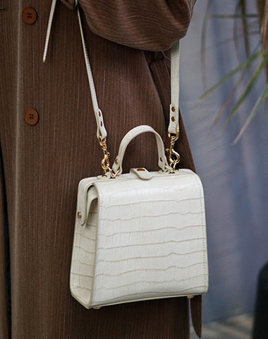 Handmade Womens Stylish Square White Leather Doctor Handbag Side Purse Doctor Purse for Women